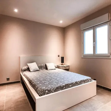 2 Pieces Balcon Et Parking Proche Centre 4 르 라방두